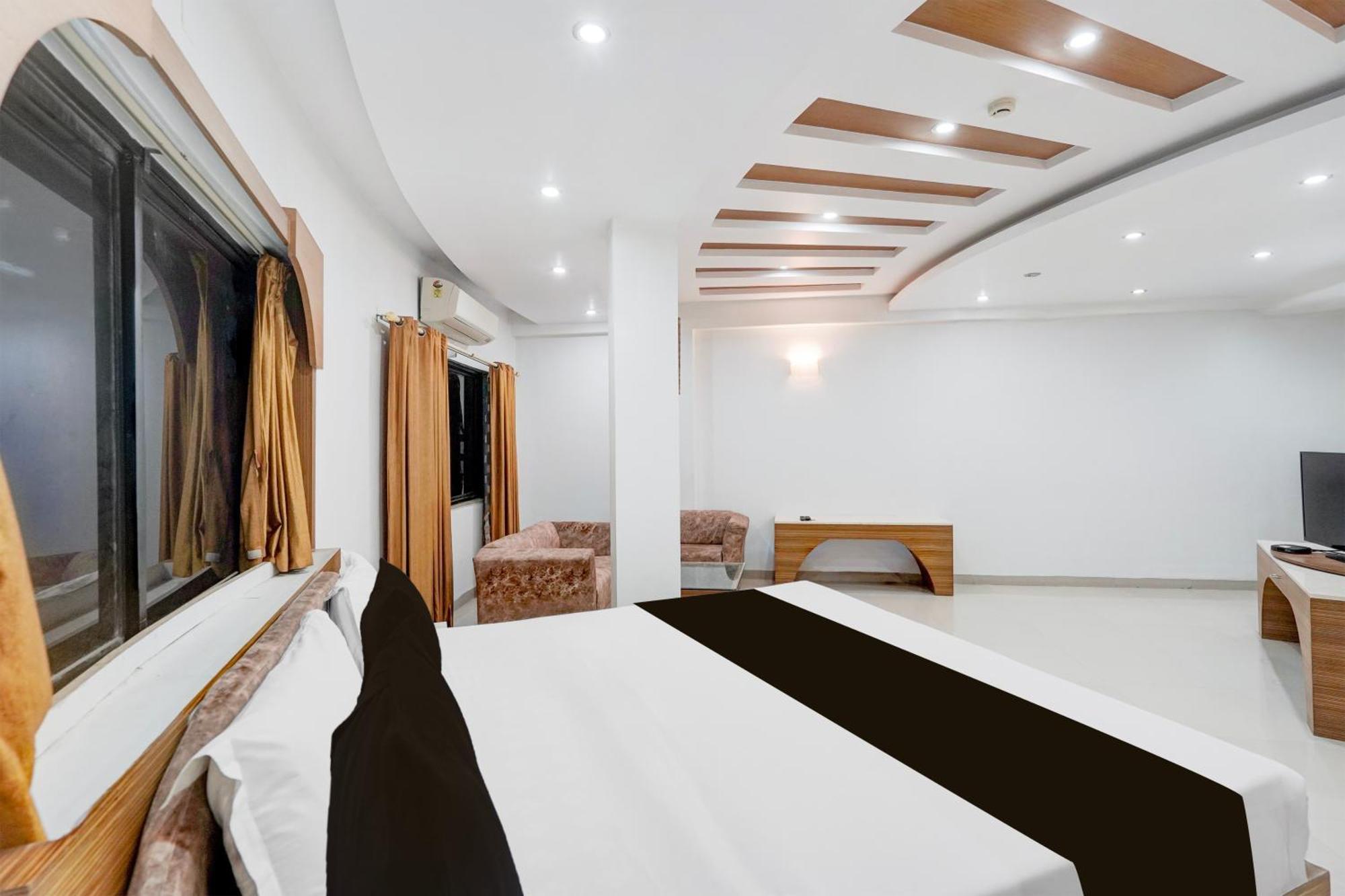 Super Townhouse Mg Road Porbandar Formerly Hotel Harmony Dış mekan fotoğraf
