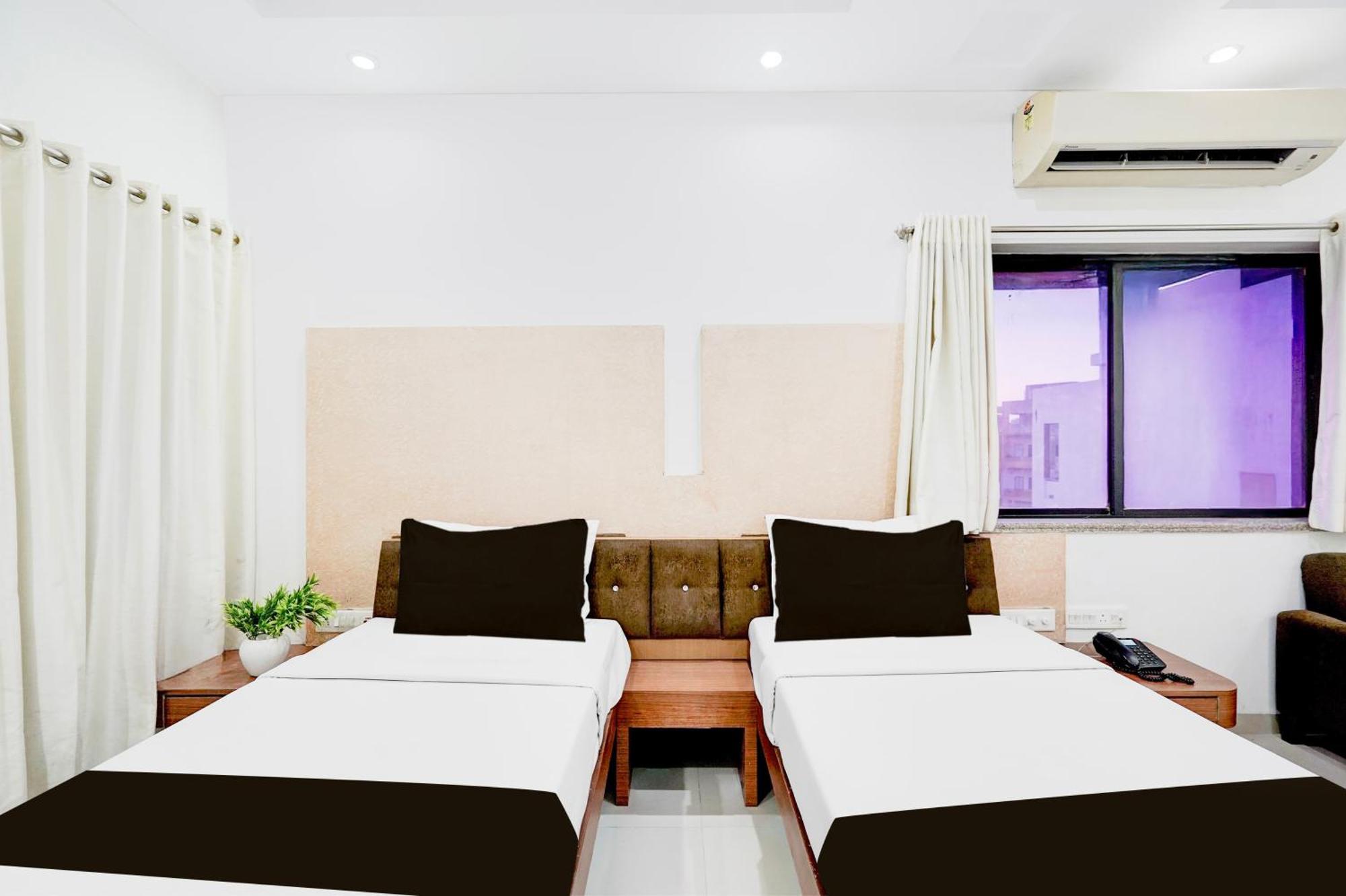 Super Townhouse Mg Road Porbandar Formerly Hotel Harmony Dış mekan fotoğraf