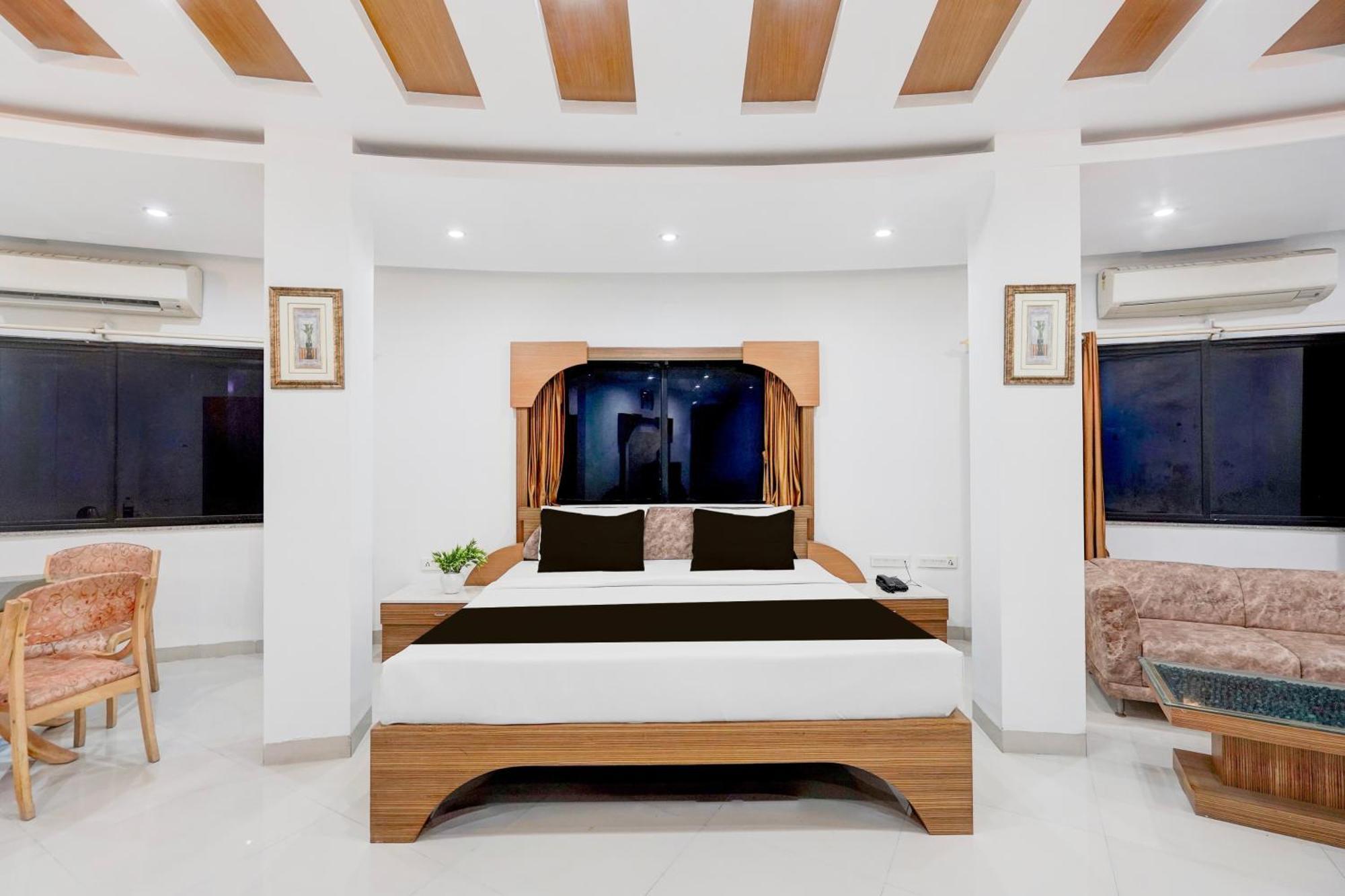 Super Townhouse Mg Road Porbandar Formerly Hotel Harmony Dış mekan fotoğraf