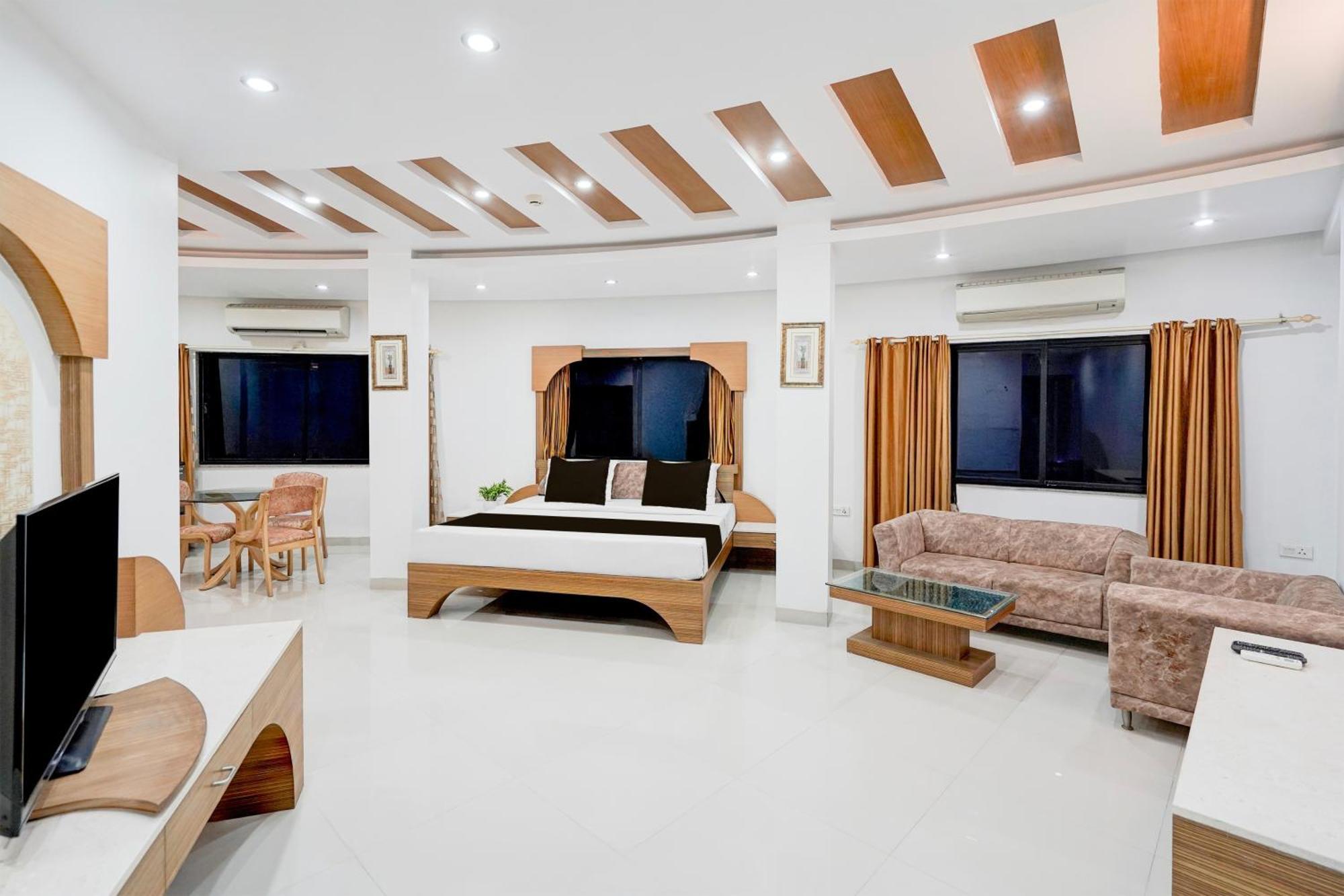 Super Townhouse Mg Road Porbandar Formerly Hotel Harmony Dış mekan fotoğraf