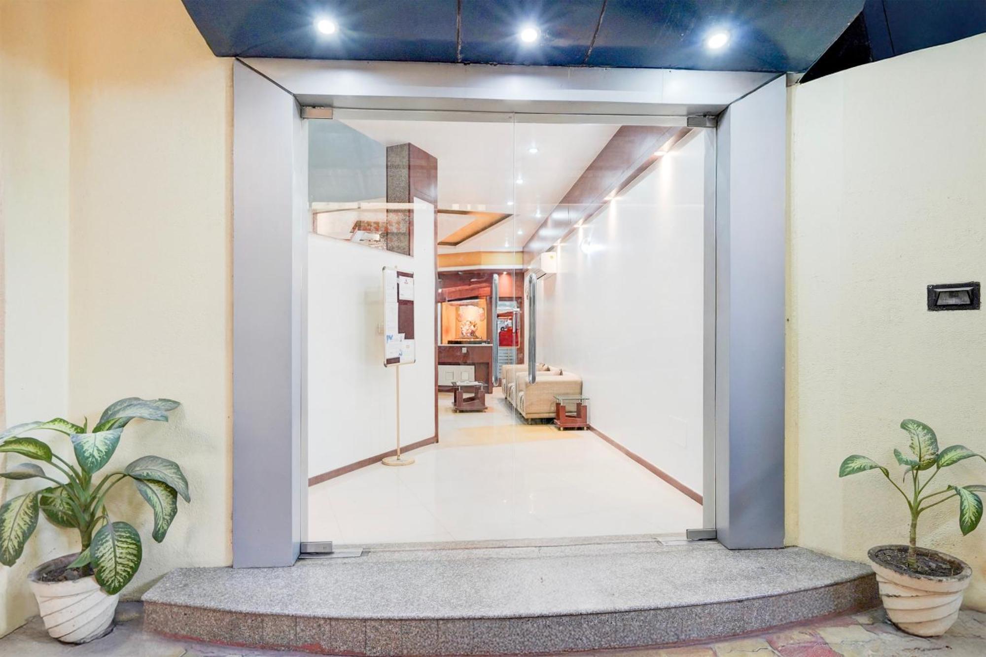 Super Townhouse Mg Road Porbandar Formerly Hotel Harmony Dış mekan fotoğraf