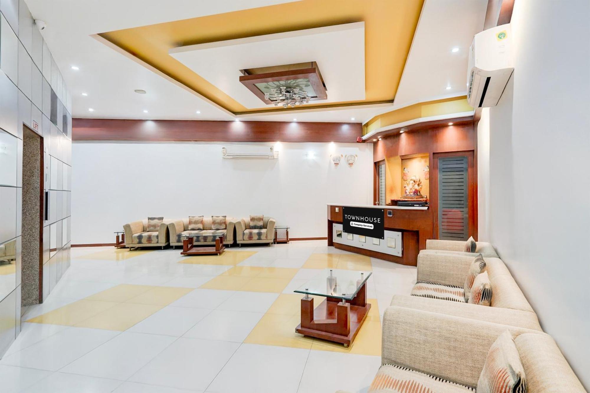 Super Townhouse Mg Road Porbandar Formerly Hotel Harmony Dış mekan fotoğraf